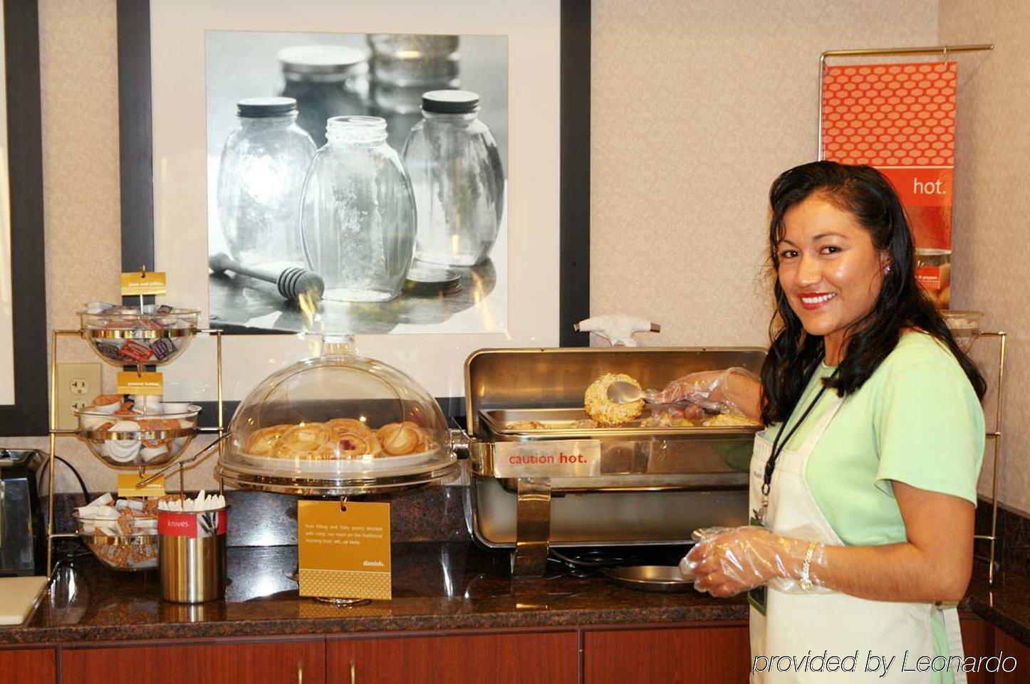 แฮมป์ตัน อินน์ ดิคสัน ร้านอาหาร รูปภาพ